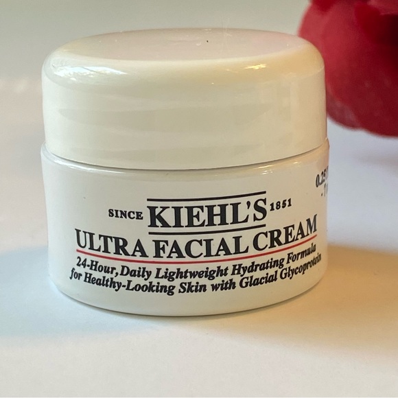 Deluxe Facial Moisturizer Set - Clinique, PÜR, Kiehl’s, KylieSkin & Pixi - Picture 4 of 8